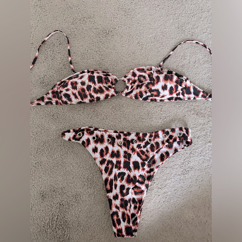 SHEIN Ring leopard print bikini
